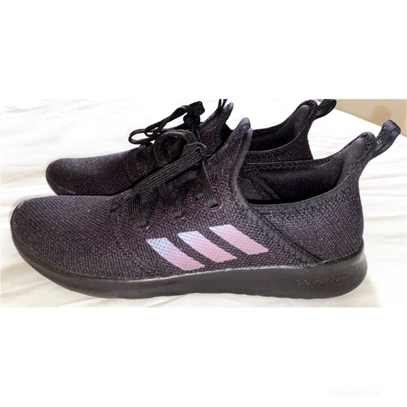 adidas Shoes - Adidas Women’s Sneakers with a memory foam footbed